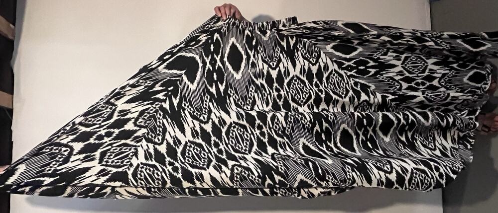 Magic Womens L Black White Full Circle Maxi Skirt 72” Sweep Boho Festival